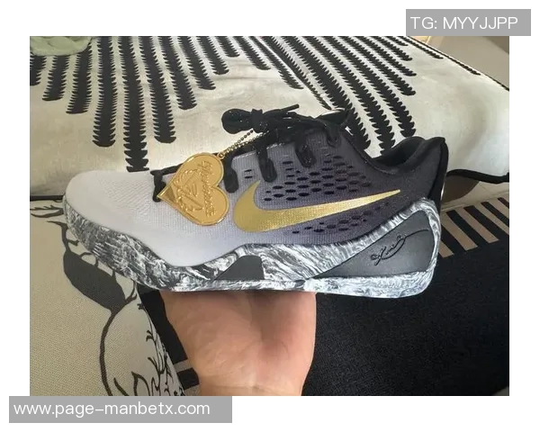 怀念科比与Gigi的永恒瞬间愿你们在天堂安息的心声